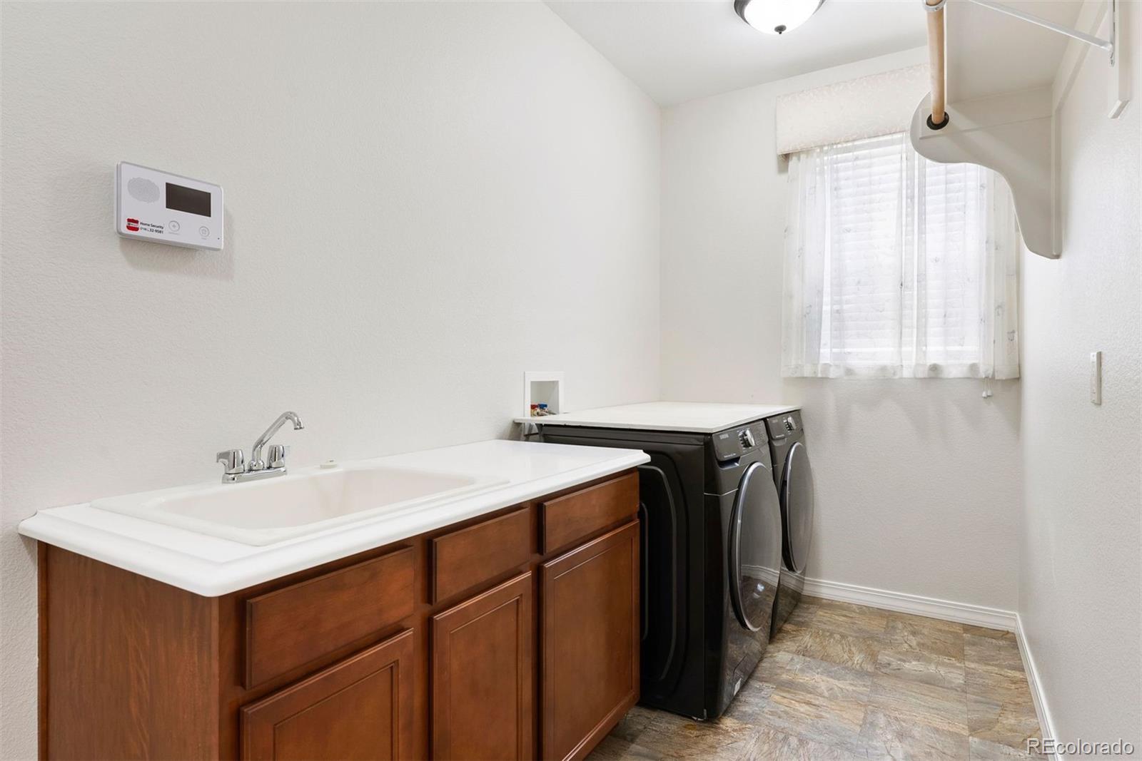 13435 Cedarville Way
