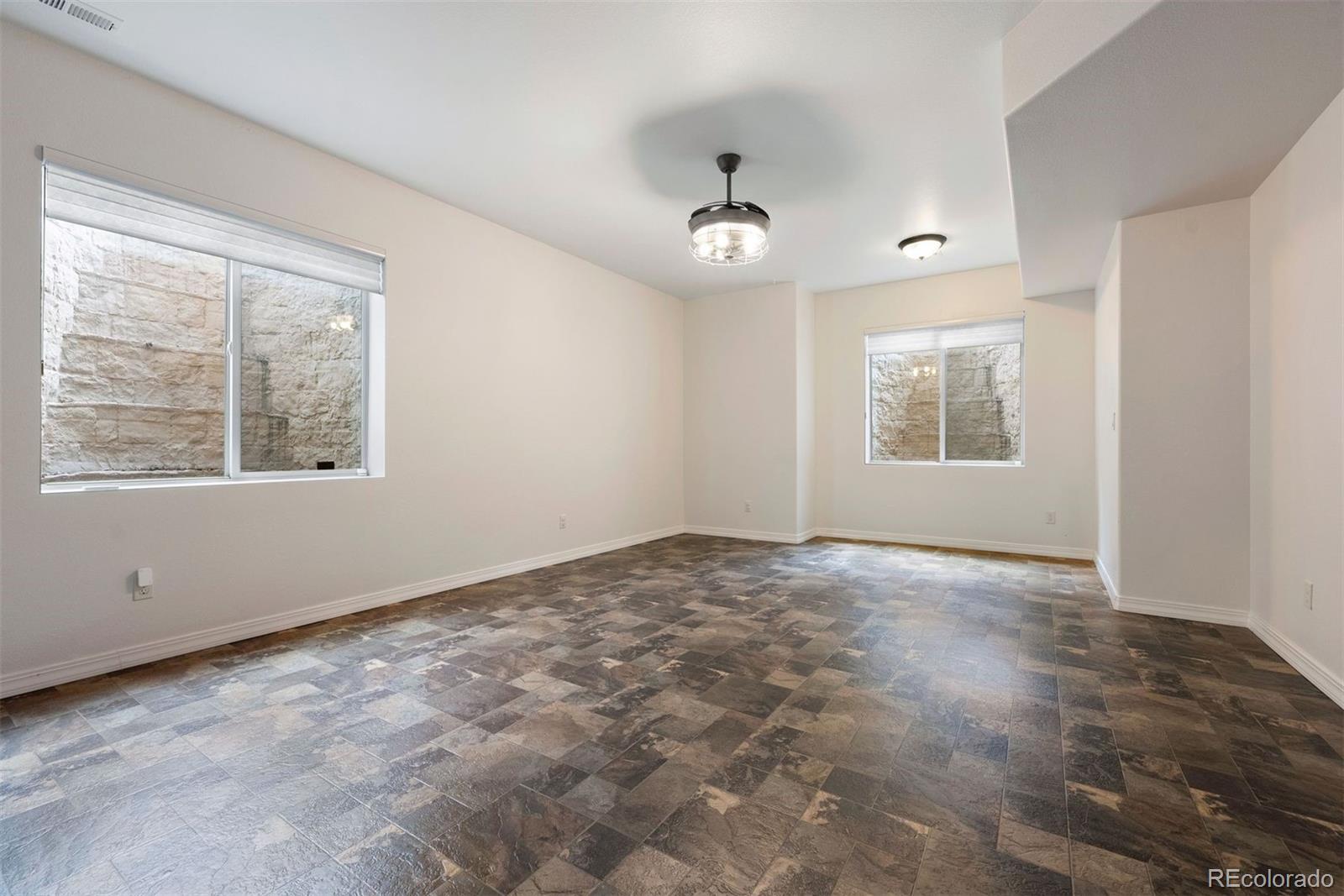 13435 Cedarville Way