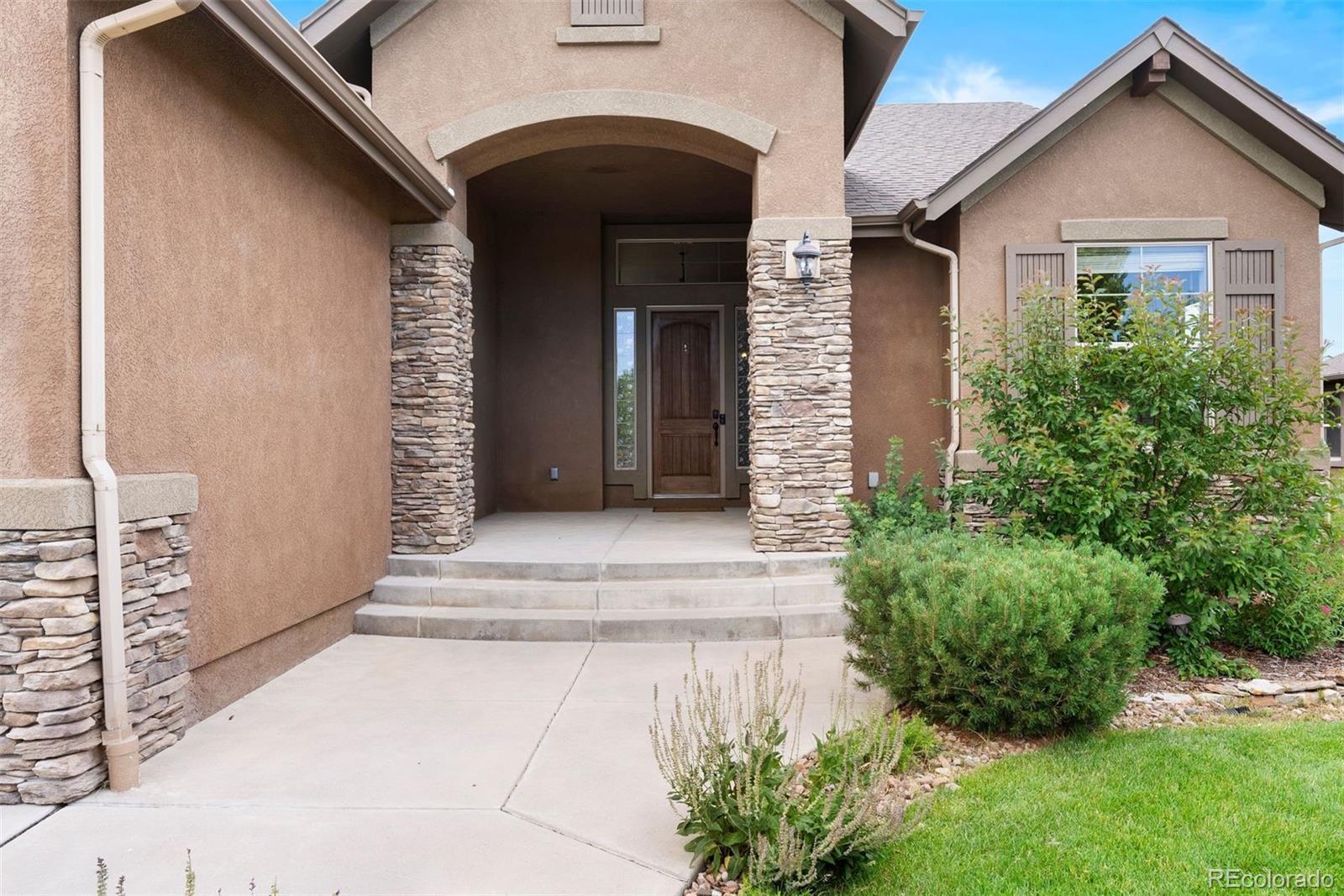 13435 Cedarville Way