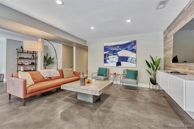 375 Cliff Falls Court