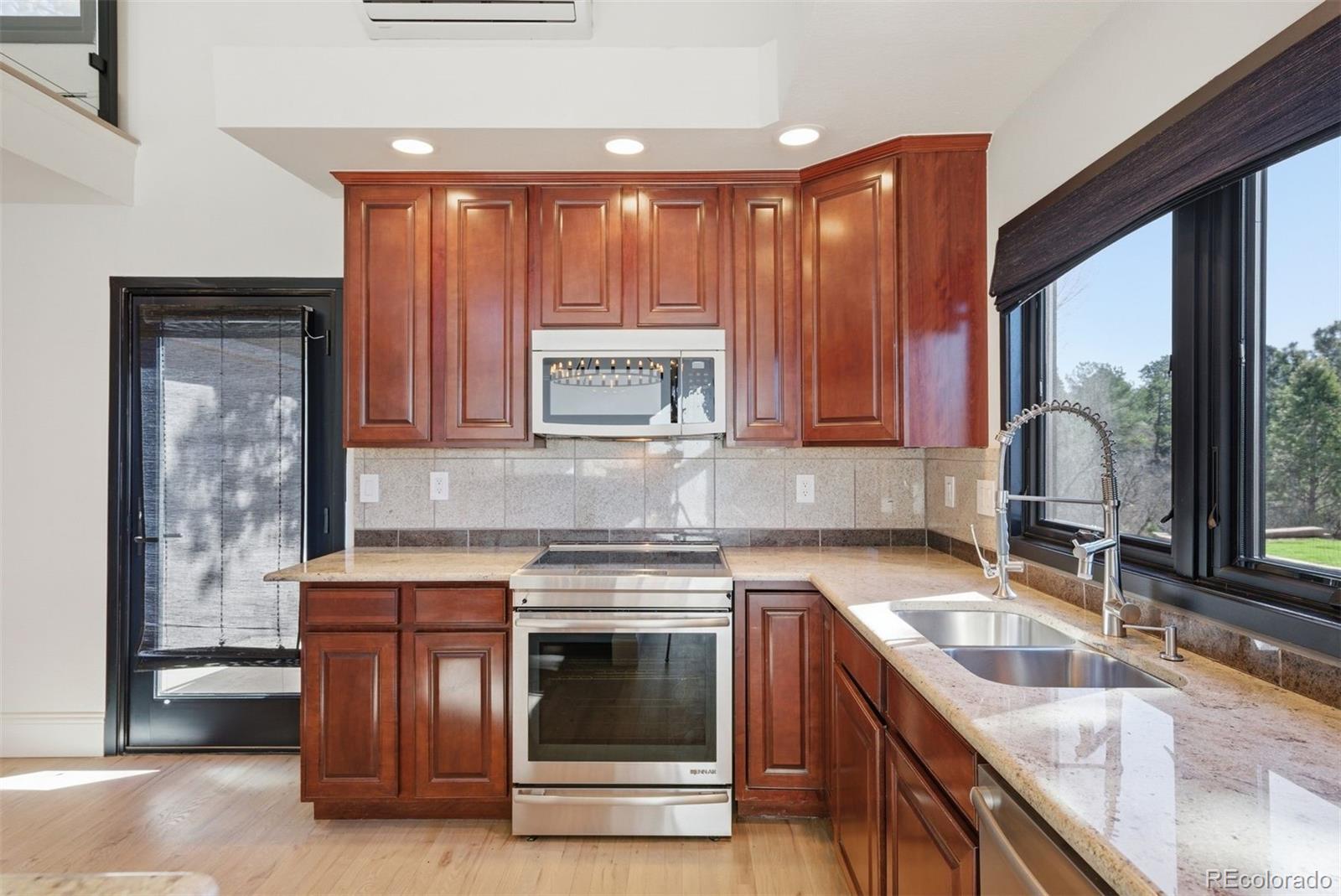 6530 Arequa Ridge Lane