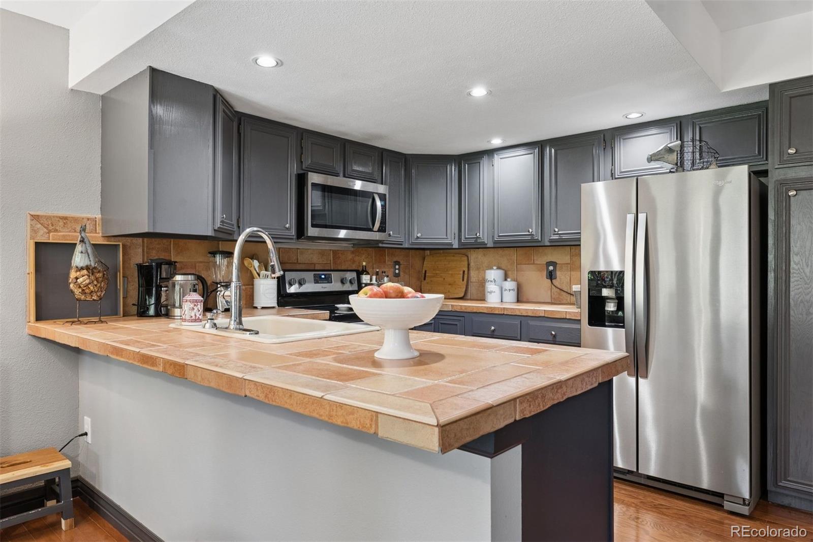 28 Woodbridge Drive