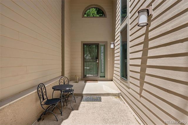 28 Woodbridge Drive