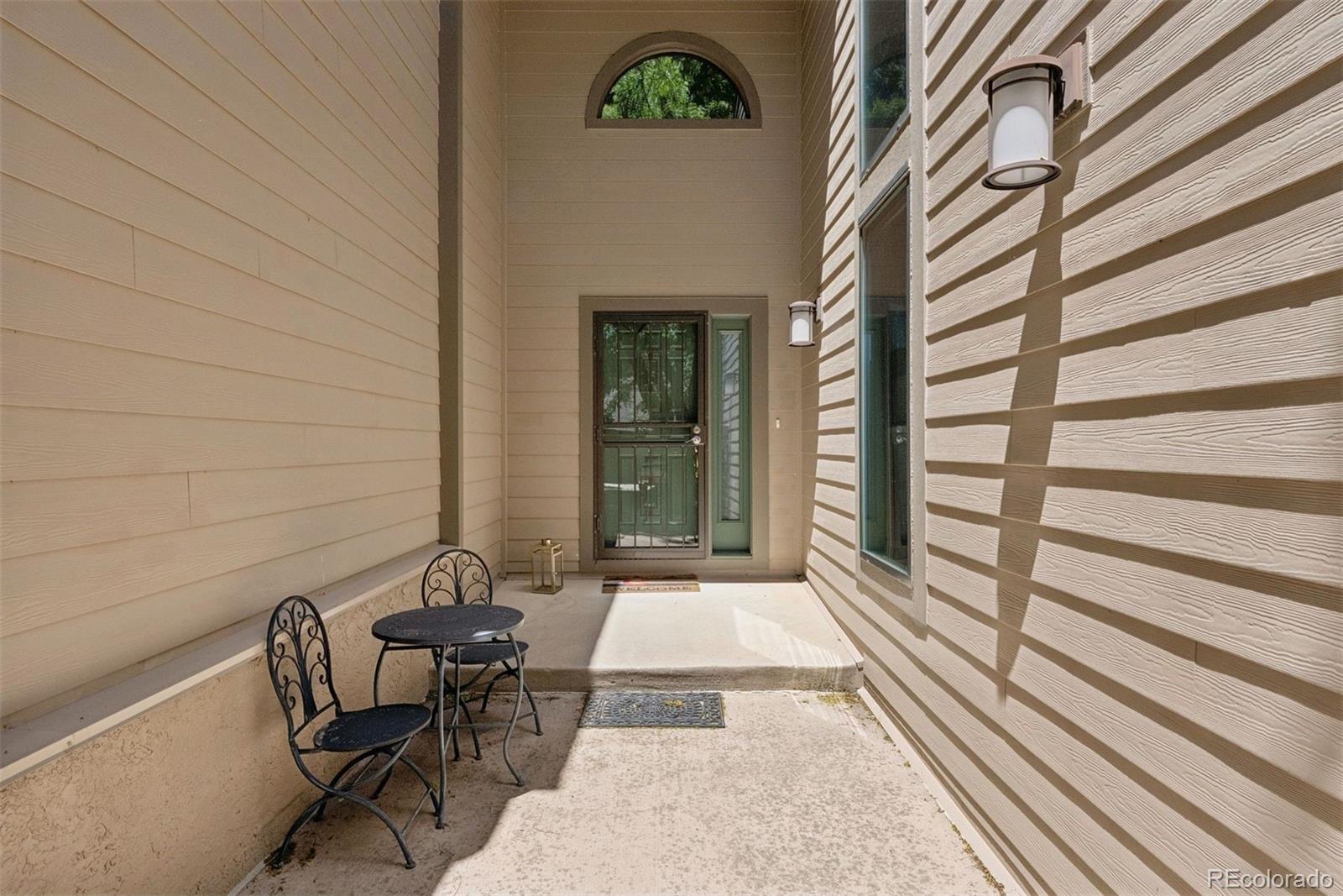 28 Woodbridge Drive