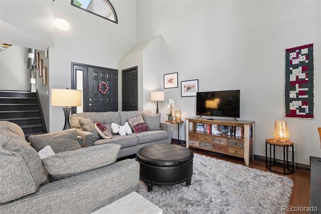 28 Woodbridge Drive