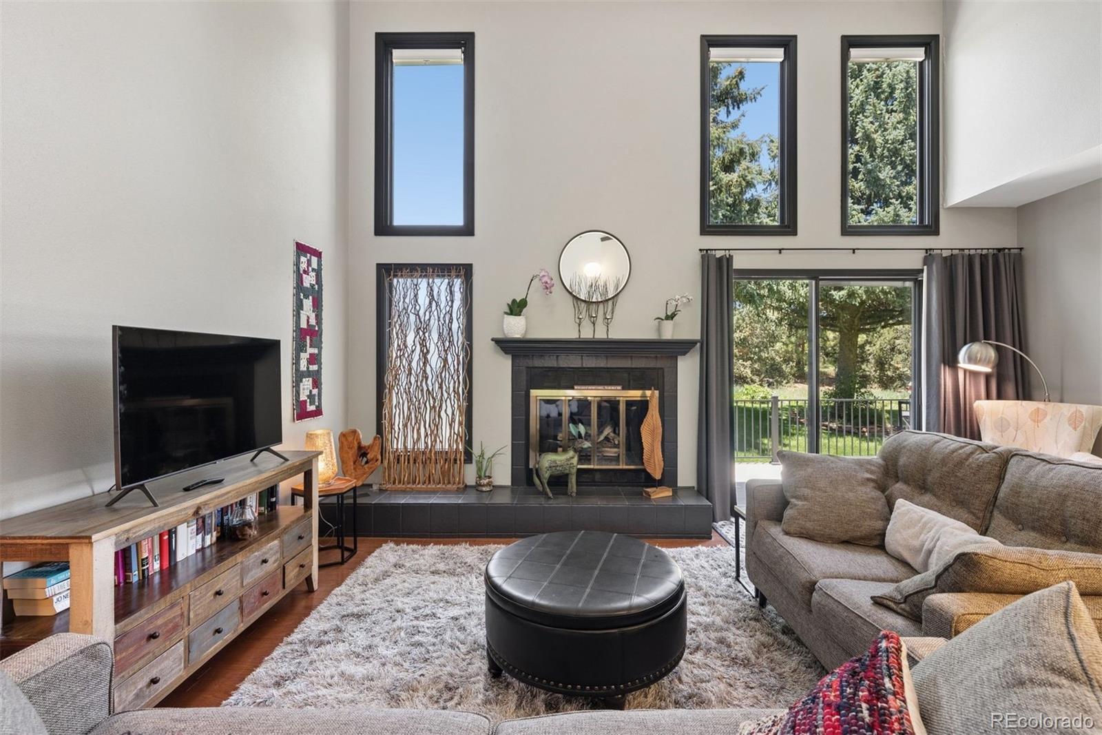 28 Woodbridge Drive