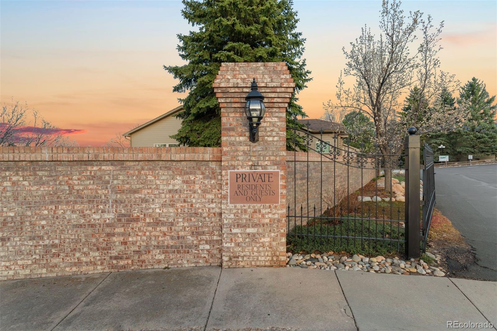 2854 Tenderfoot Hill Street