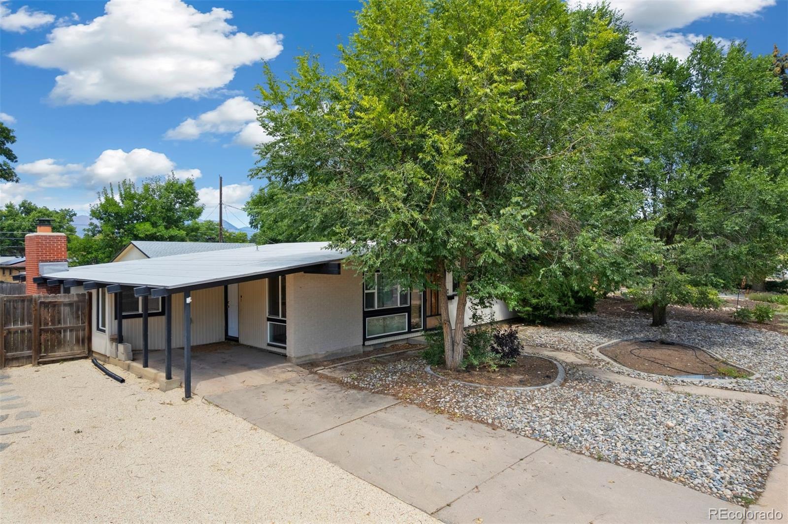 3206 Gladiola Drive