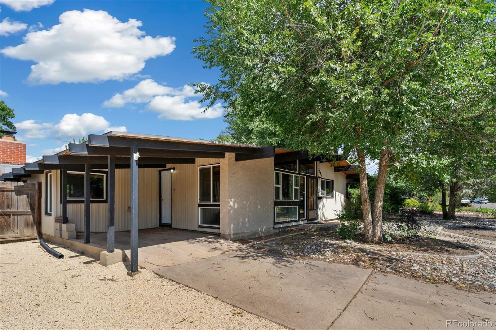 3206 Gladiola Drive