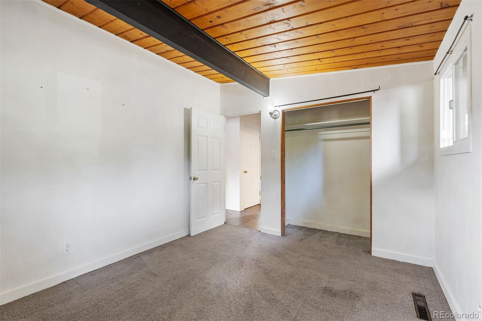 3206 Gladiola Drive