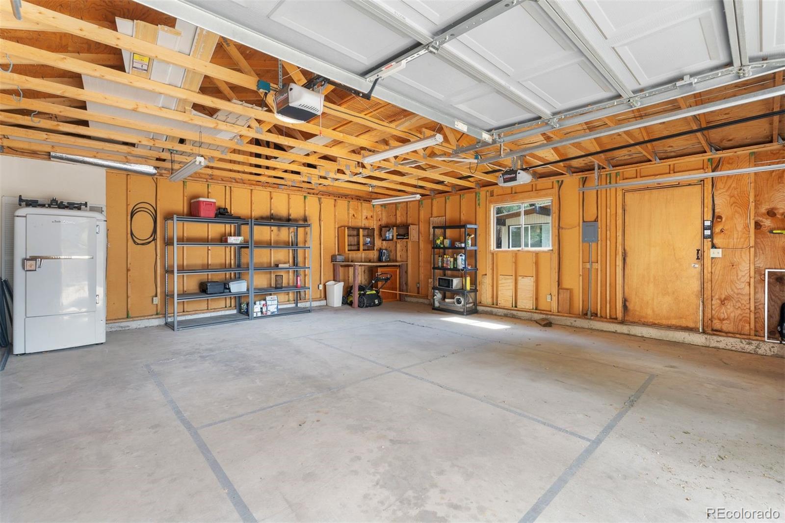 3206 Gladiola Drive