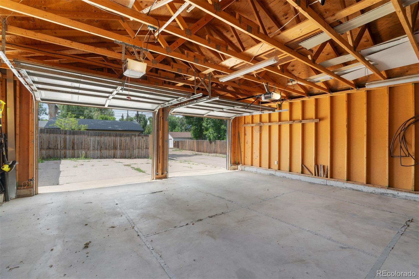 3206 Gladiola Drive
