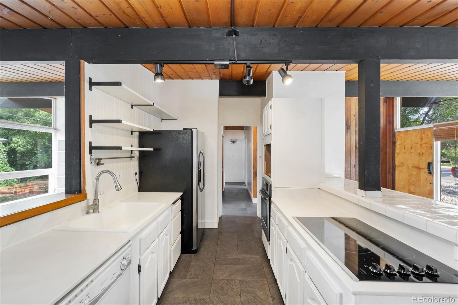 3206 Gladiola Drive