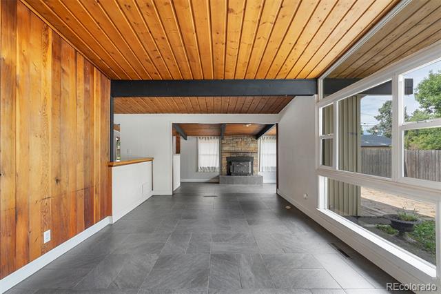 3206 Gladiola Drive