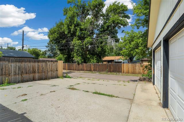 3206 Gladiola Drive