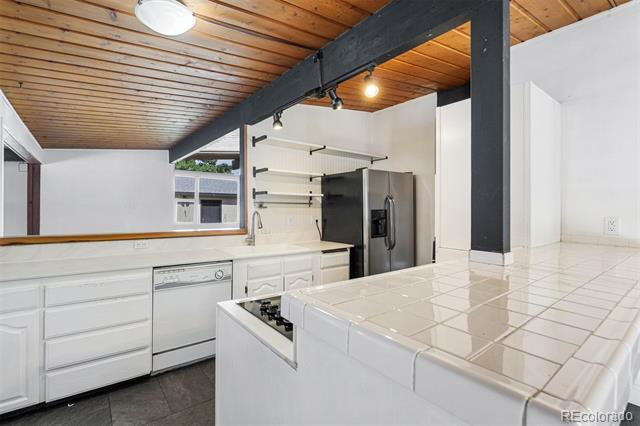 3206 Gladiola Drive
