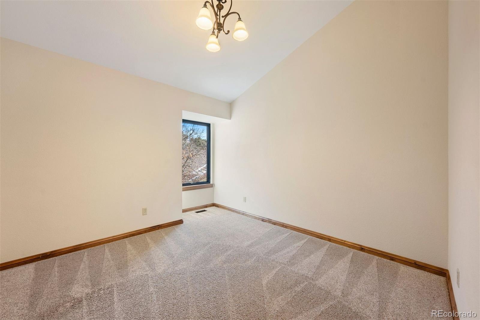 5480 Broadmoor Bluffs Drive