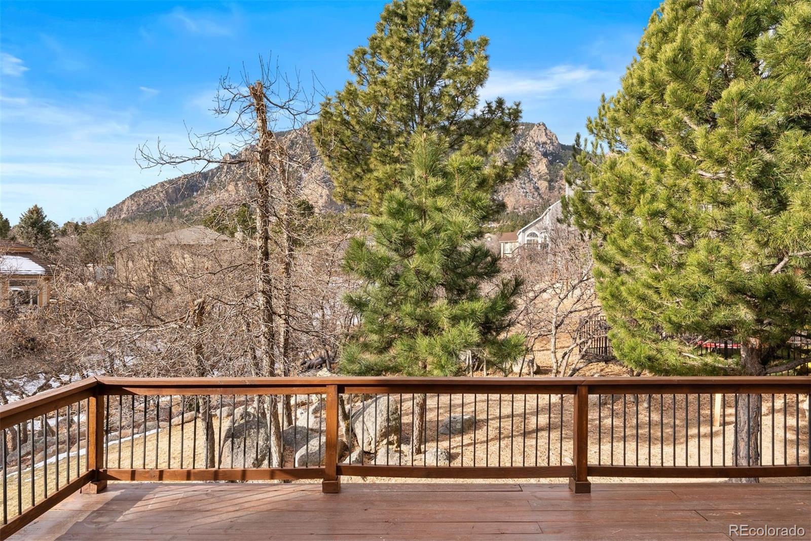 5480 Broadmoor Bluffs Drive