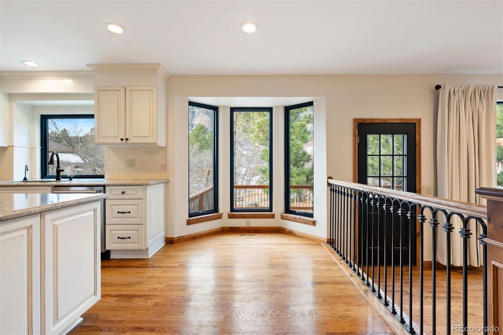 5480 Broadmoor Bluffs Drive