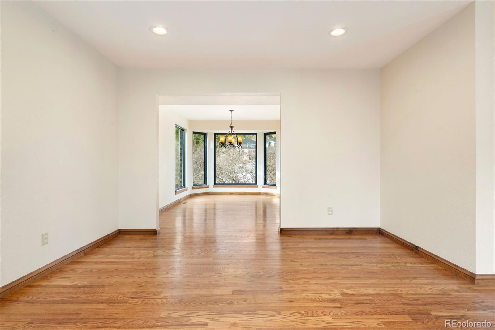 5480 Broadmoor Bluffs Drive