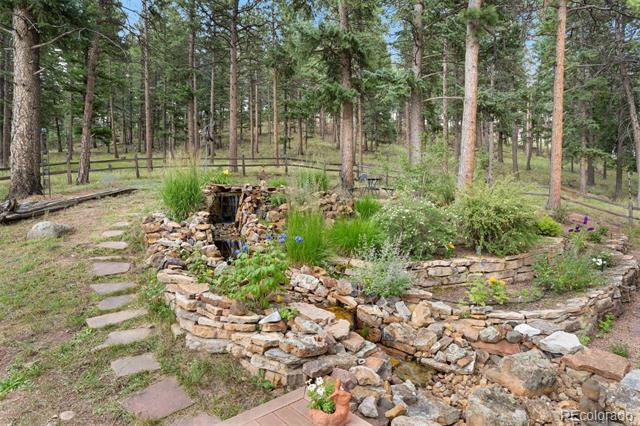 350 Ponderosa Court