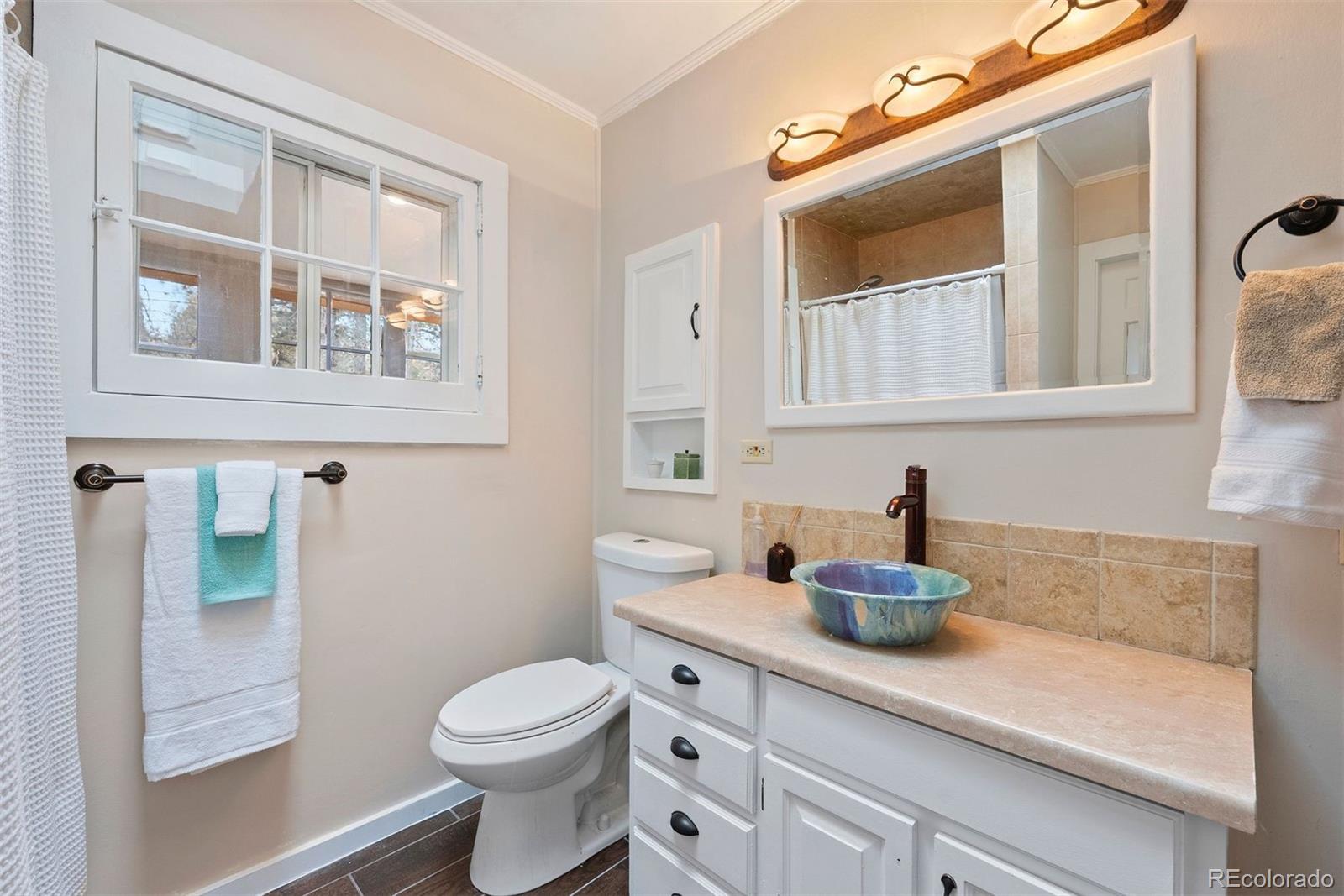 1515 W Cheyenne Road