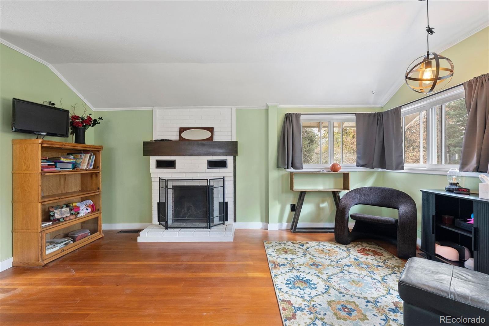 1515 W Cheyenne Road