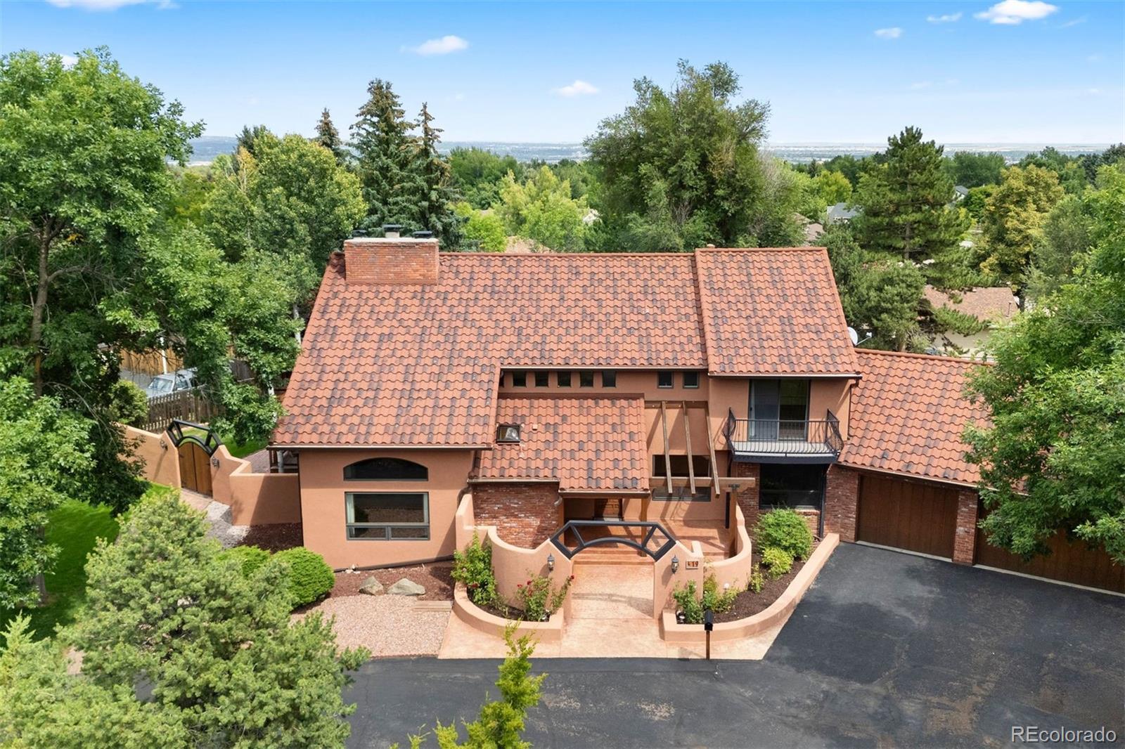 19 Sequoyah Road