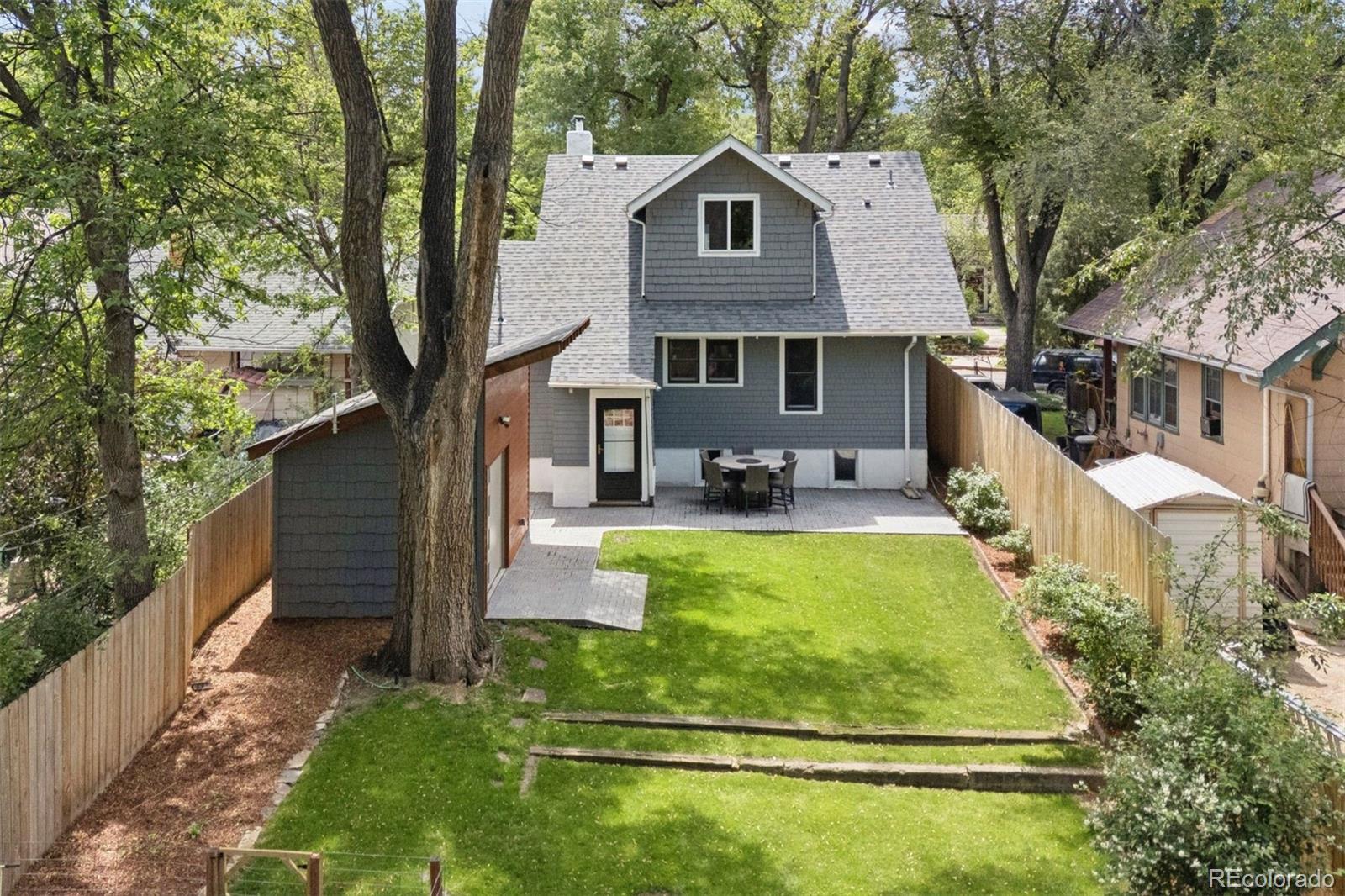 1717 Ivy Place