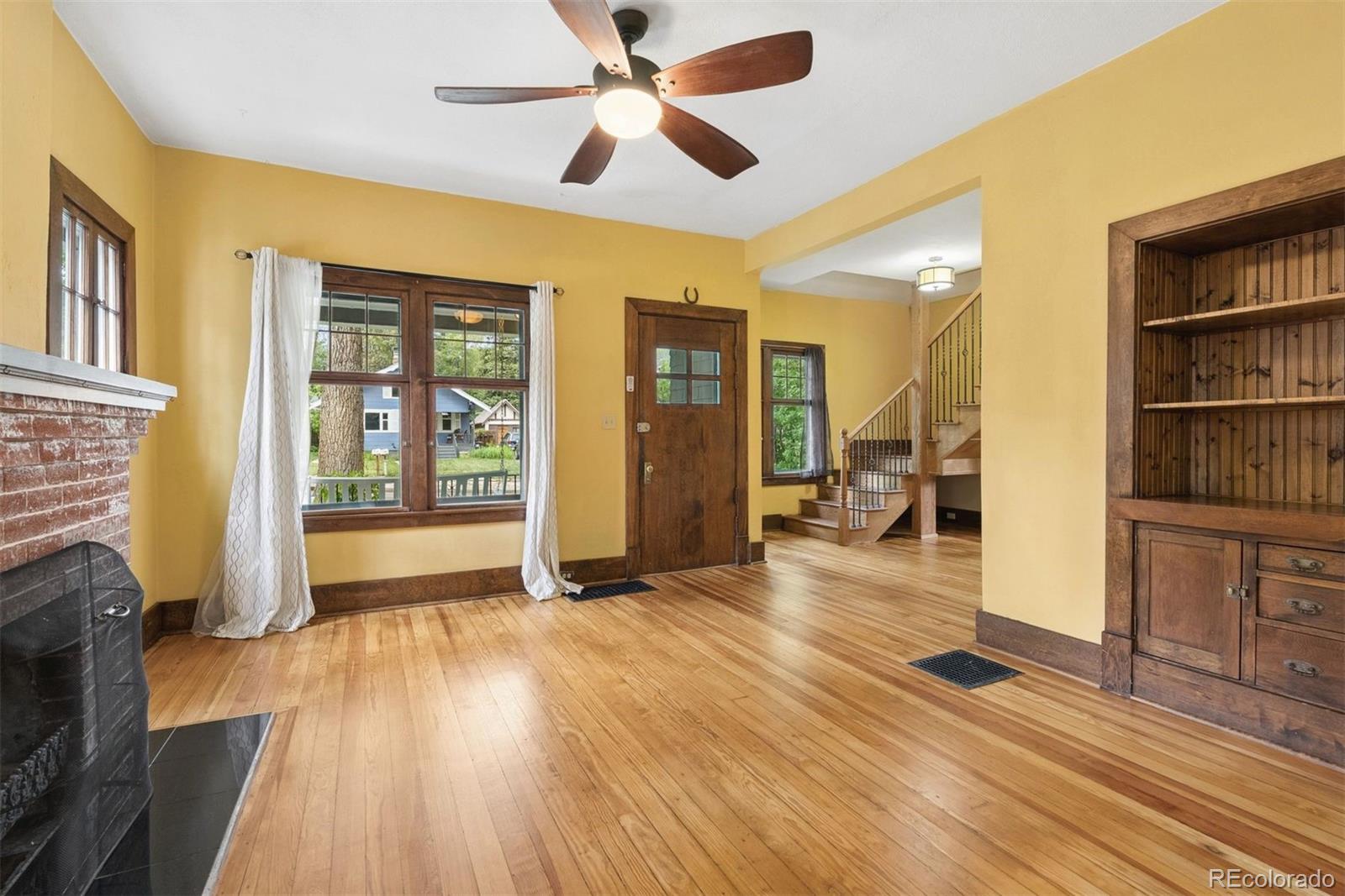 1717 Ivy Place