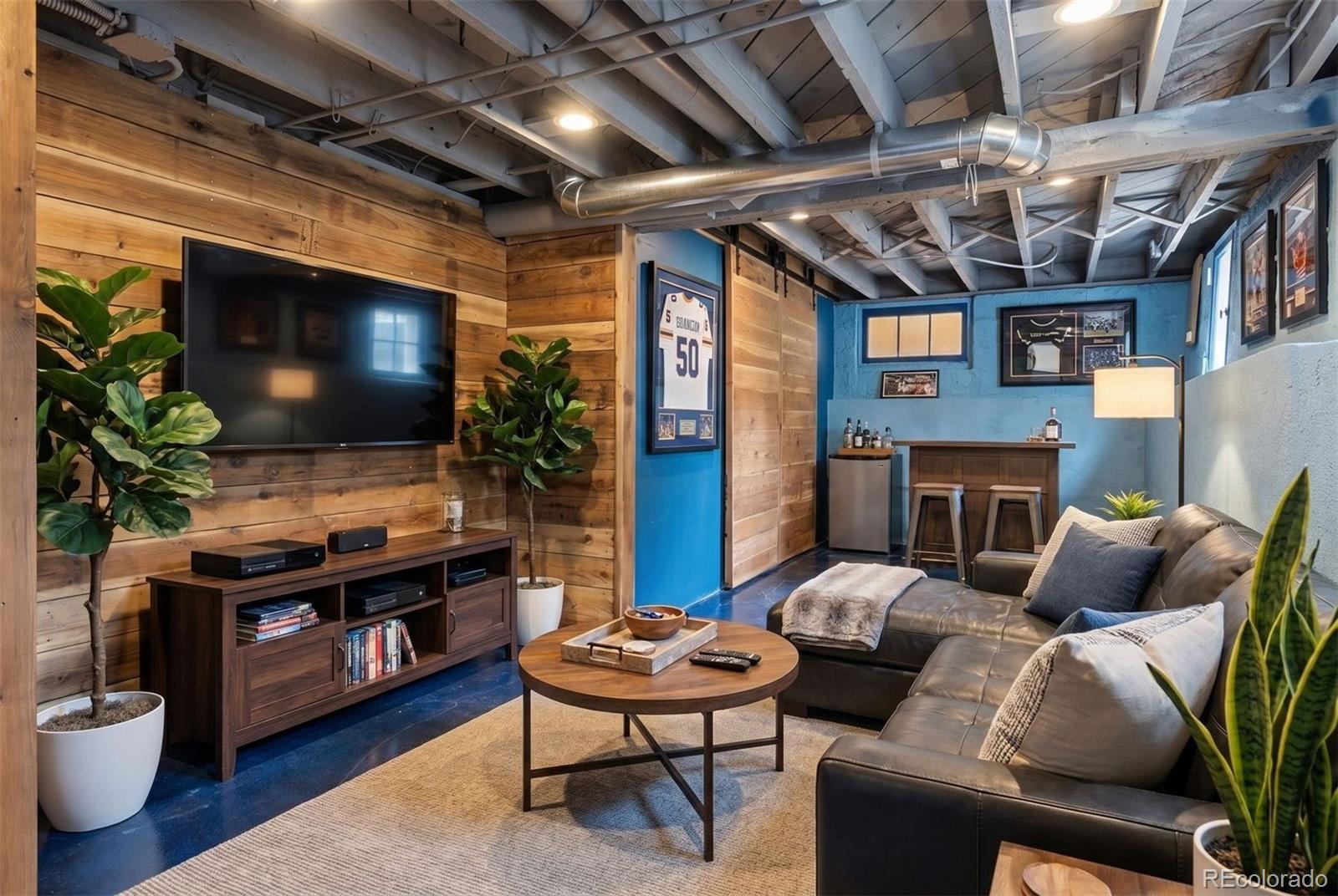 1717 Ivy Place