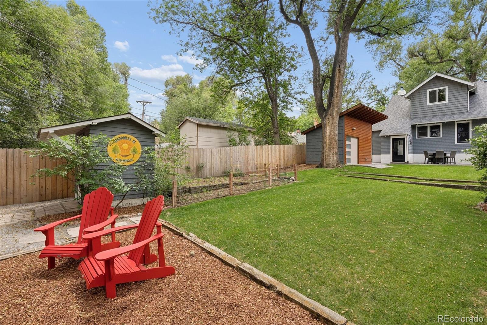 1717 Ivy Place