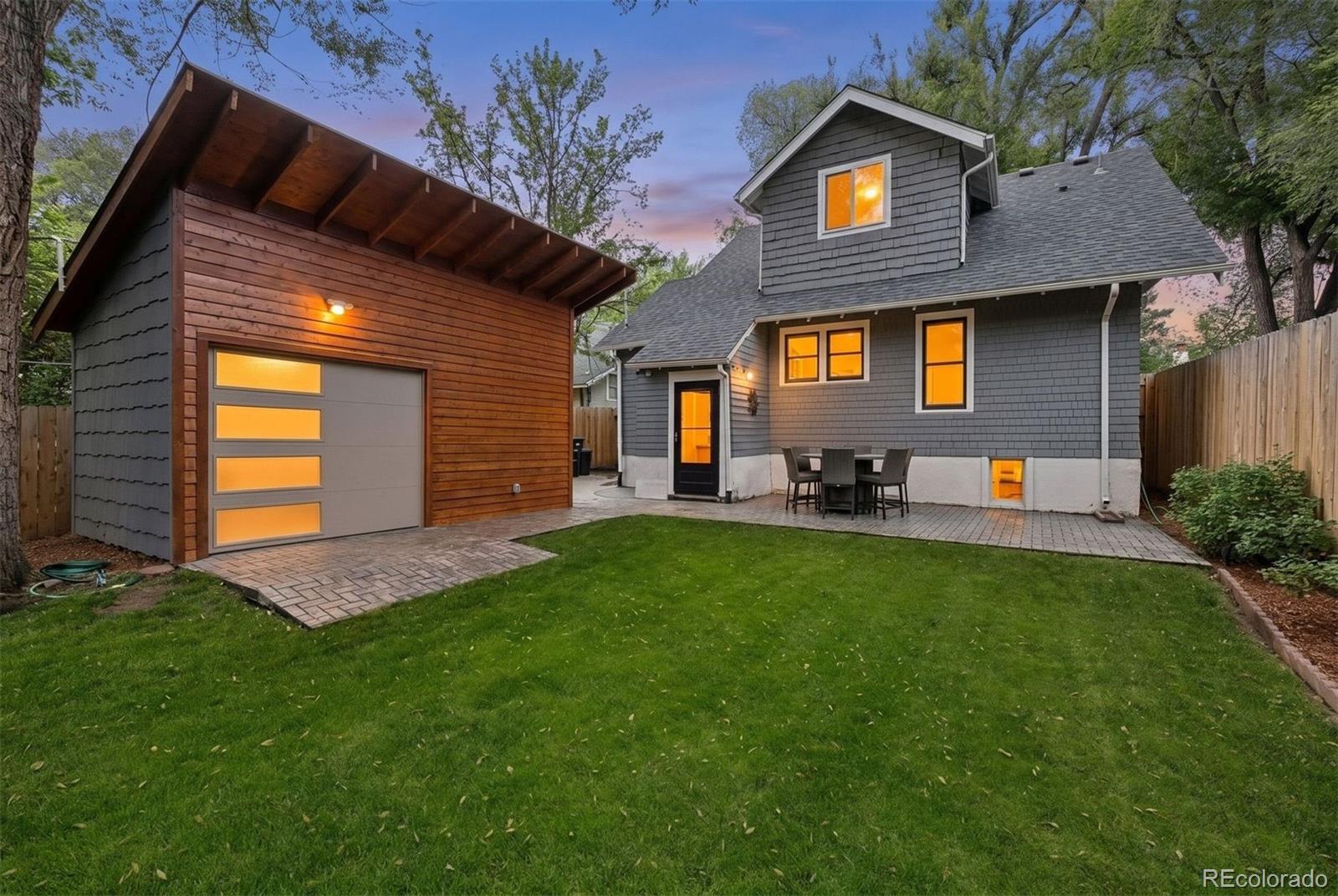 1717 Ivy Place