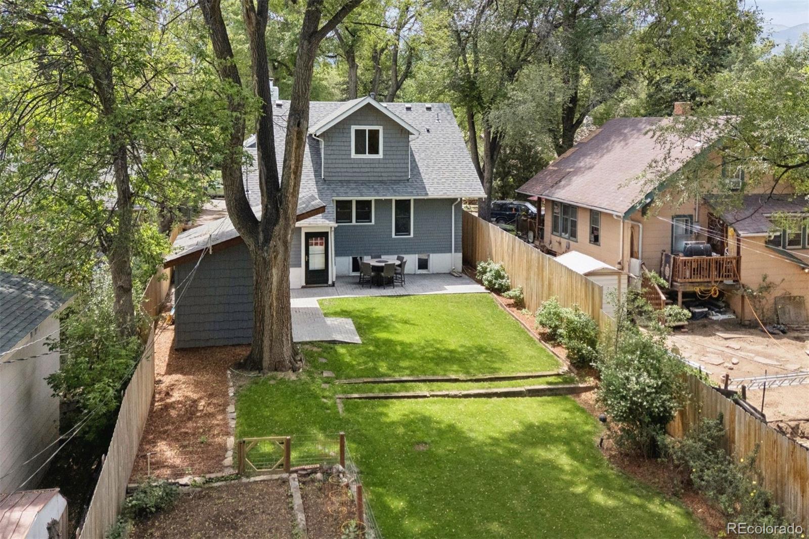 1717 Ivy Place