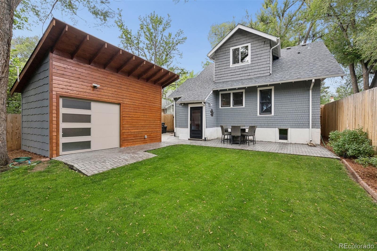 1717 Ivy Place