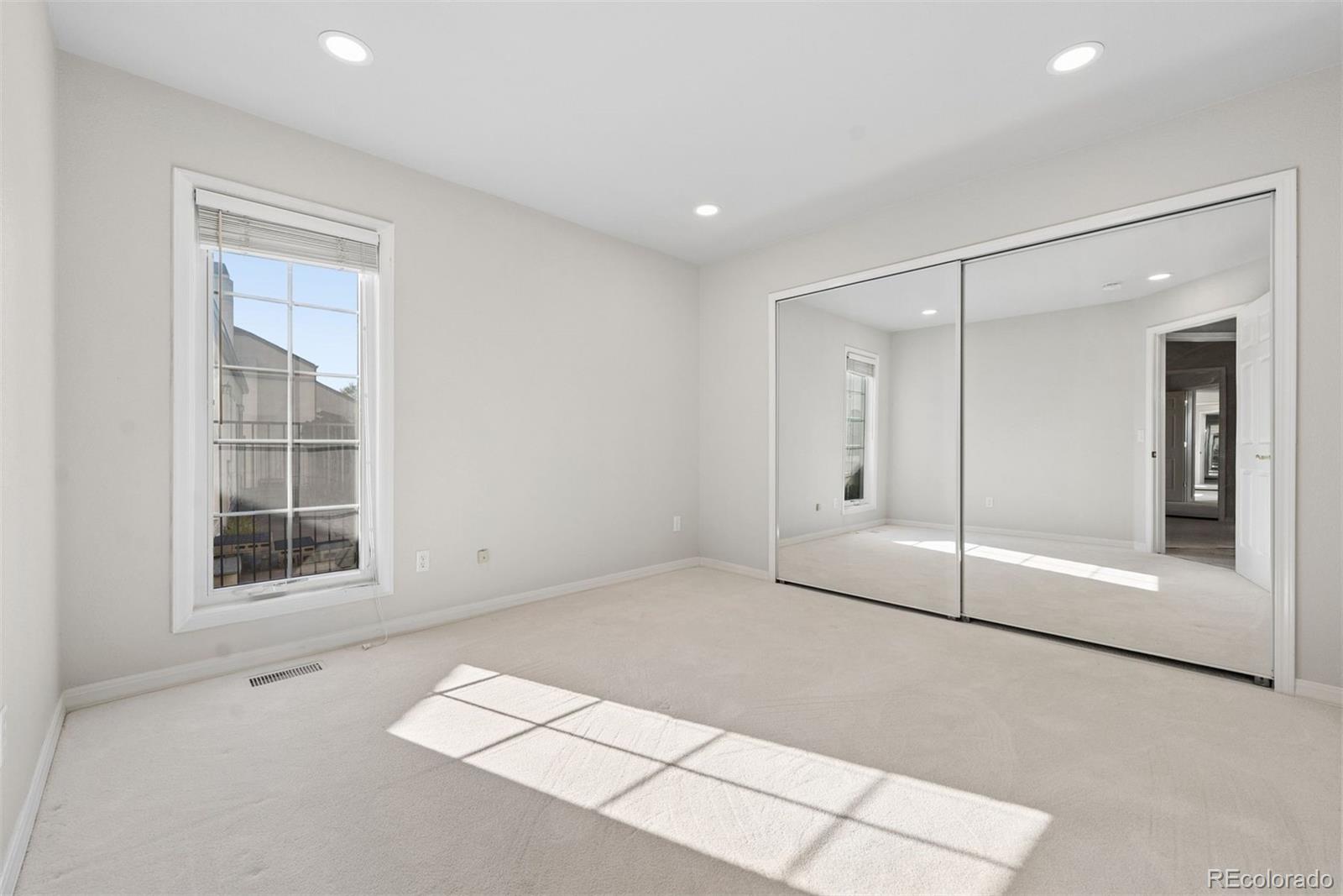 643 La Bourgade Point