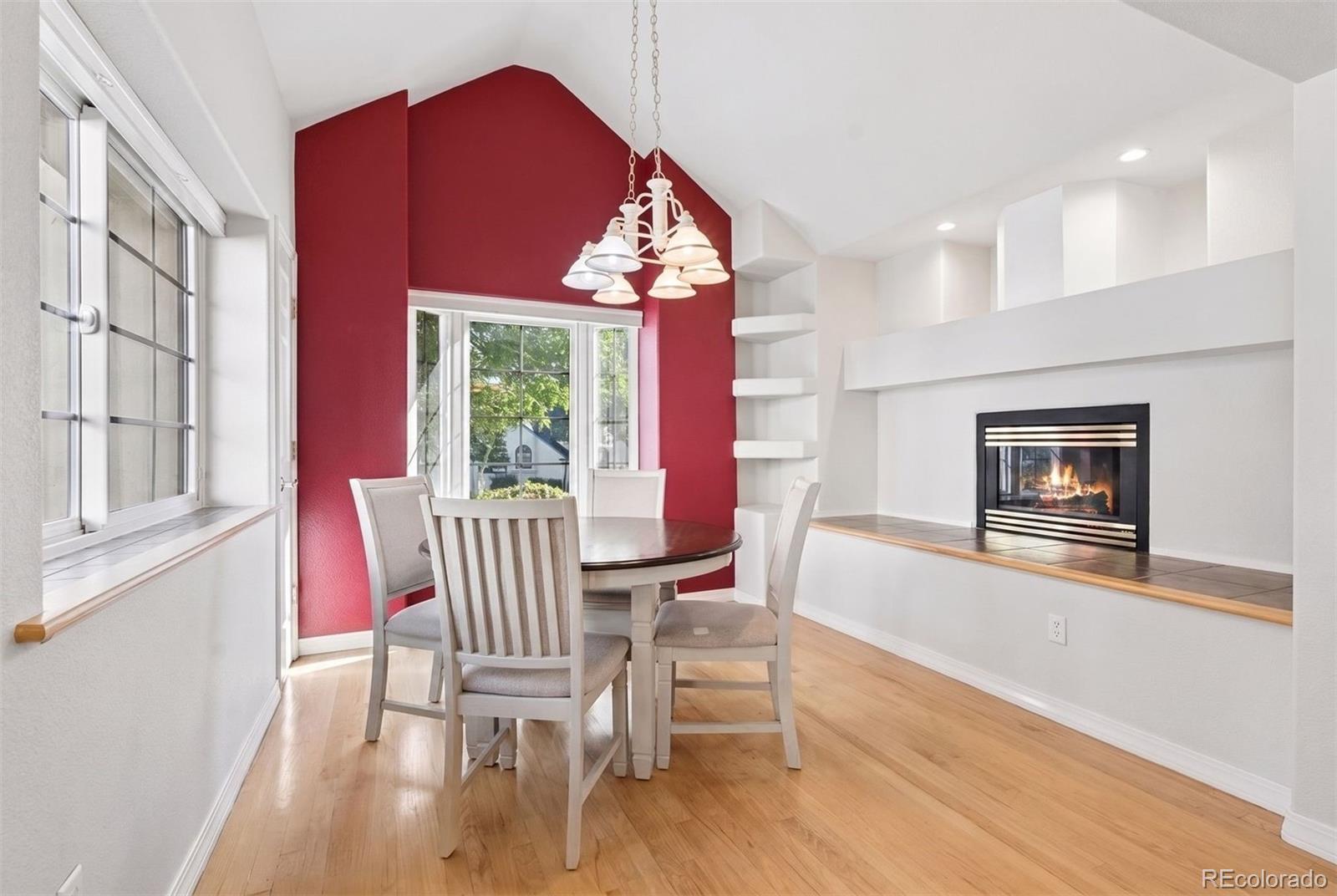 643 La Bourgade Point