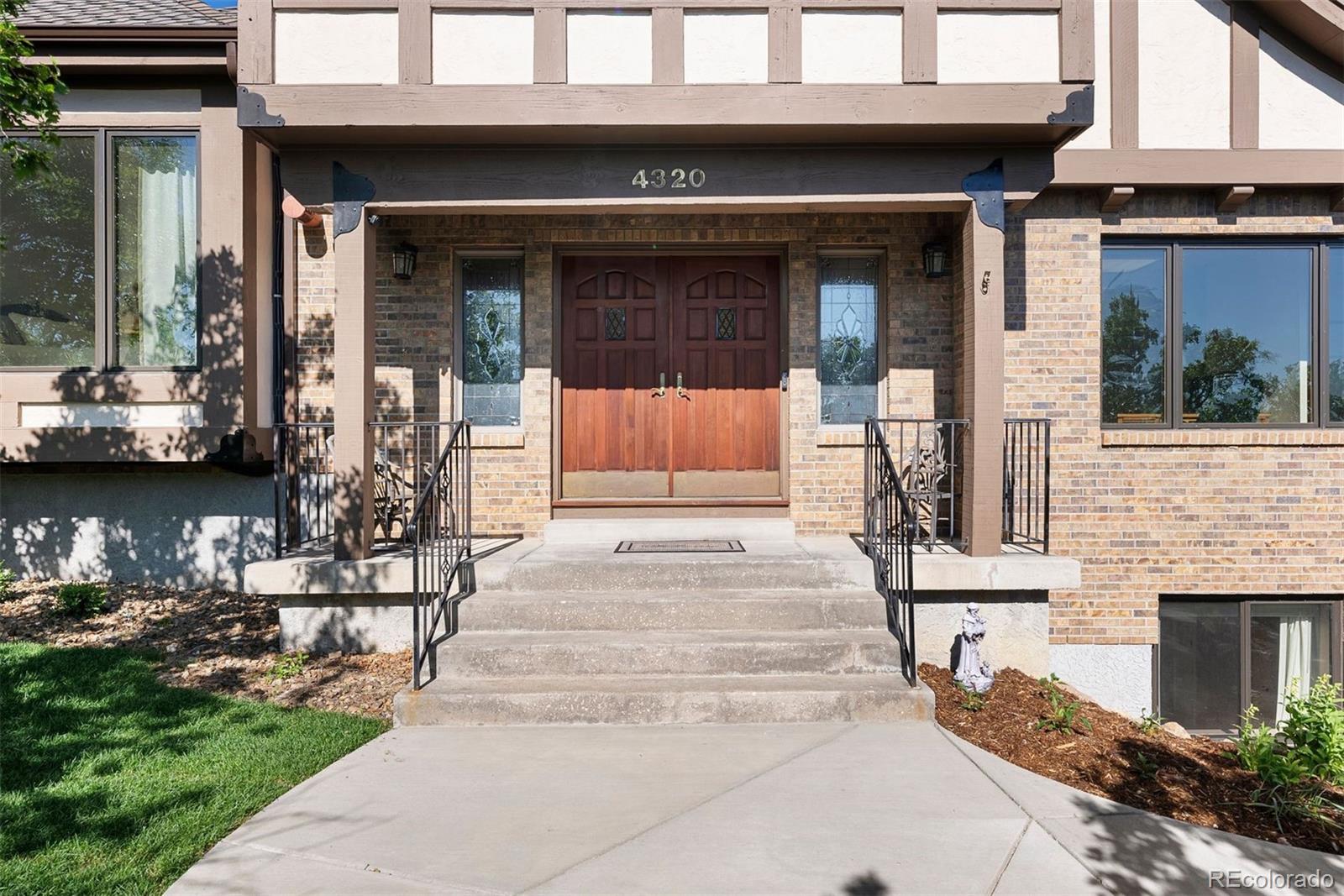 4320 Grantham Court