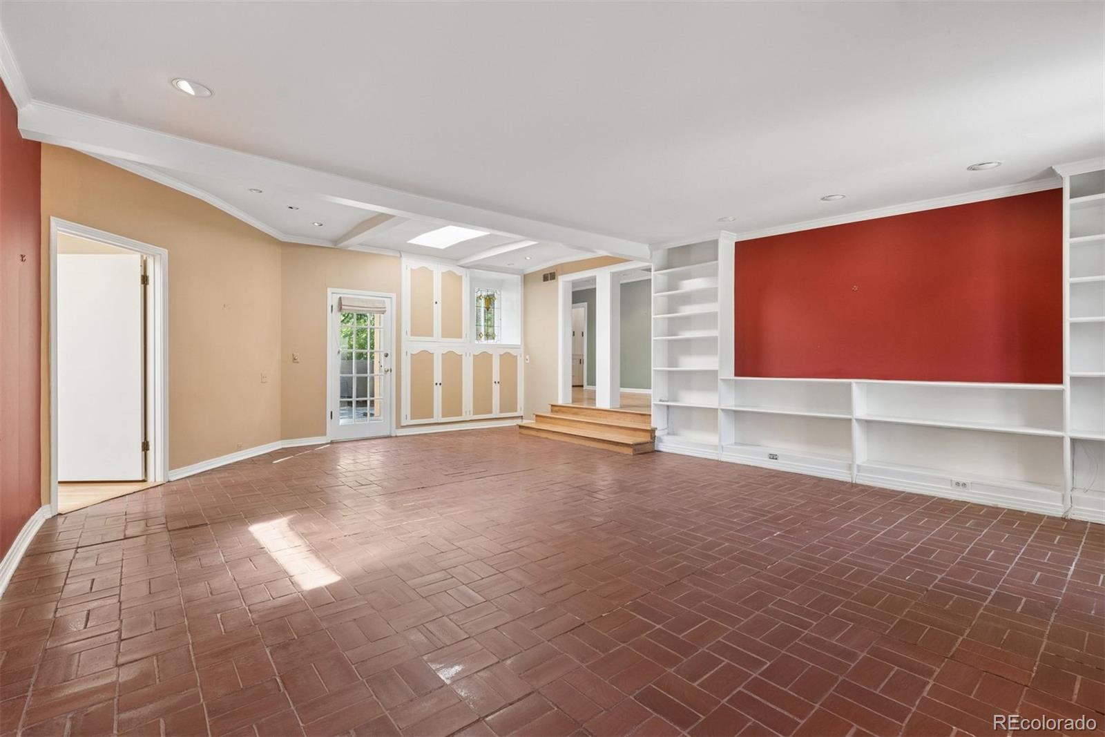 26 Oak Avenue