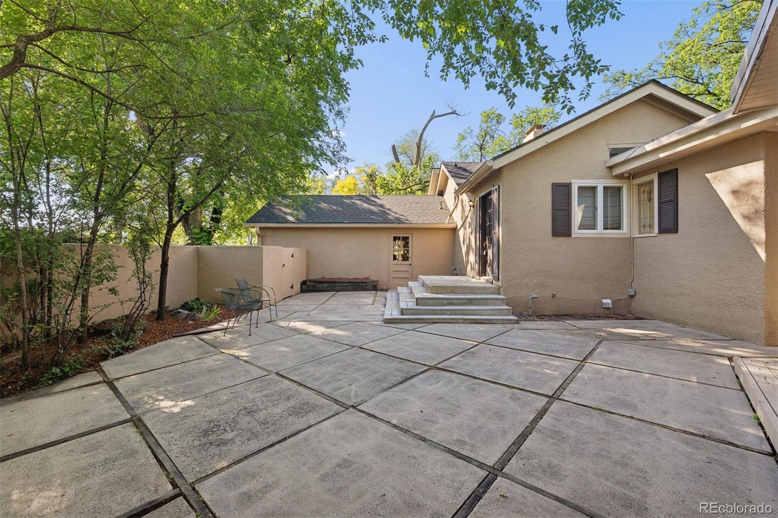 26 Oak Avenue