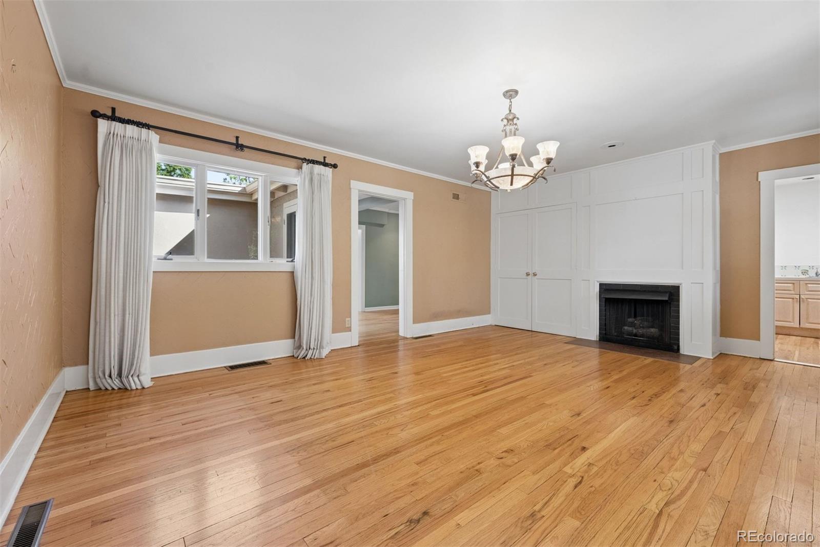 26 Oak Avenue