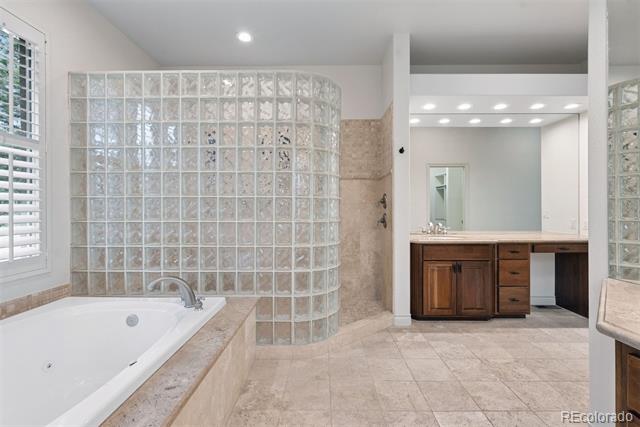 715 Silver Oak Grove