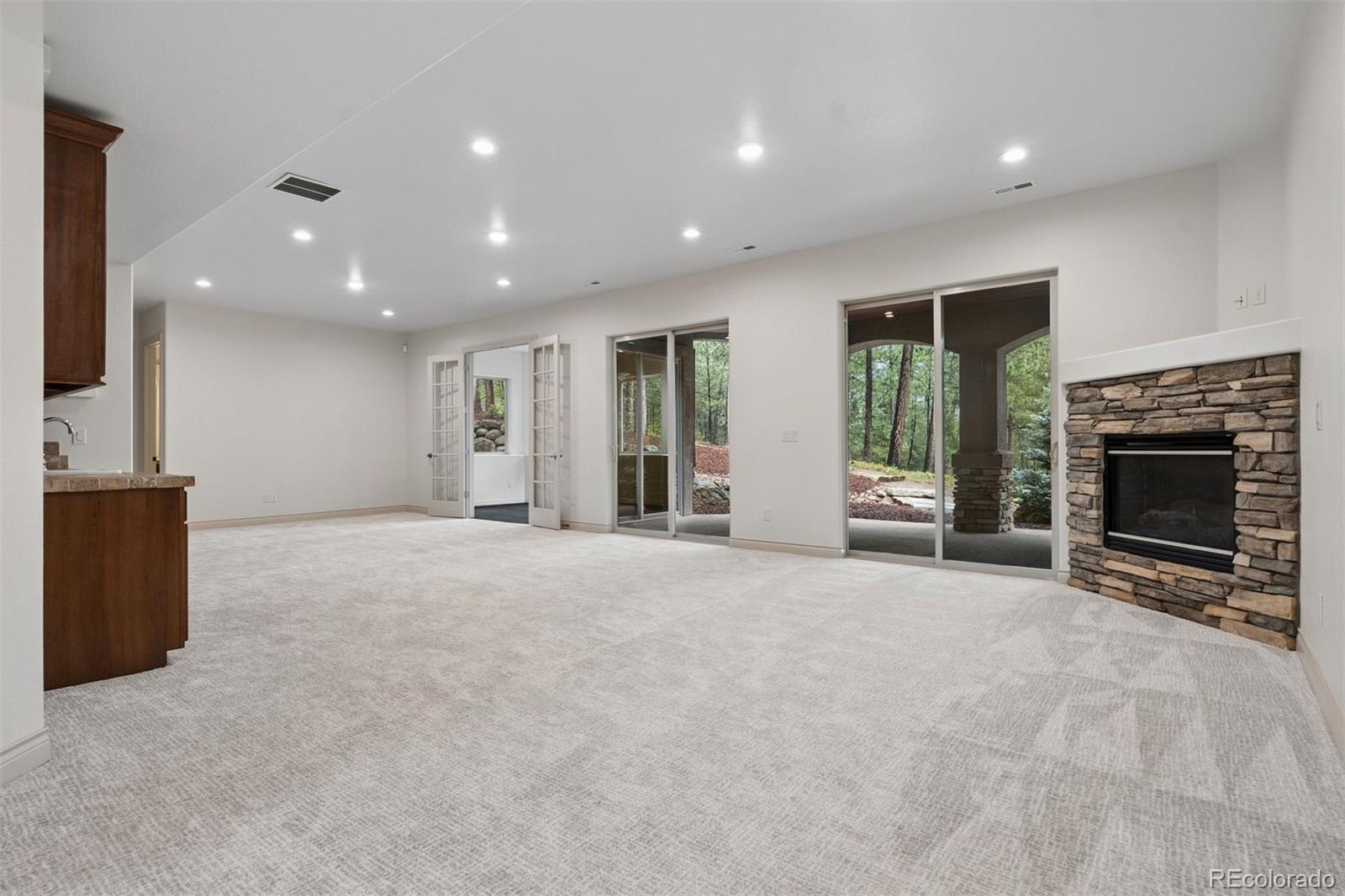 715 Silver Oak Grove