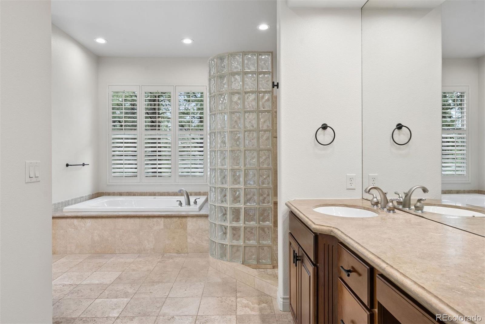 715 Silver Oak Grove