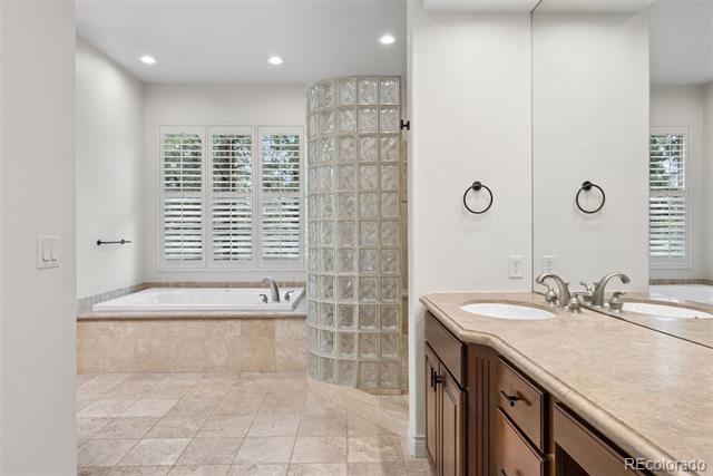 715 Silver Oak Grove