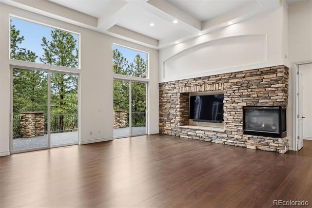 715 Silver Oak Grove