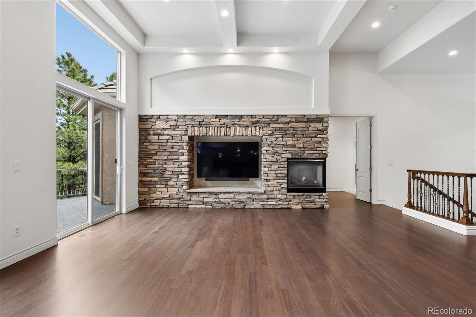715 Silver Oak Grove
