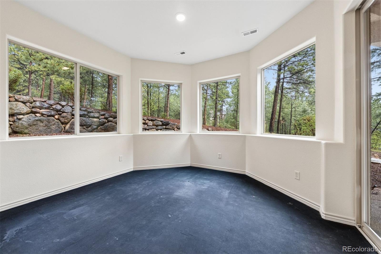 715 Silver Oak Grove