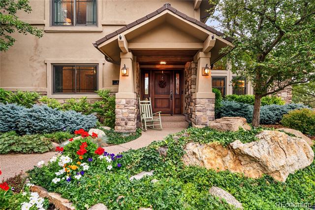 4 Springdowns Way