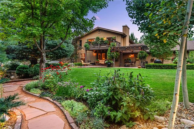 4 Springdowns Way